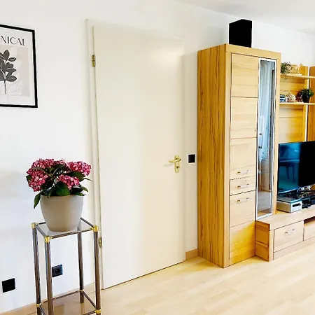 Wallberg Cozy Corner Apartment